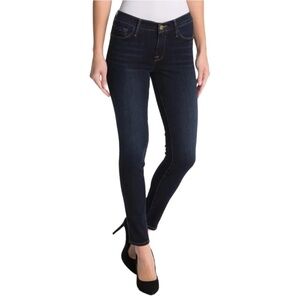 FRAME 'Le Skinny de Jeanne' Jeans